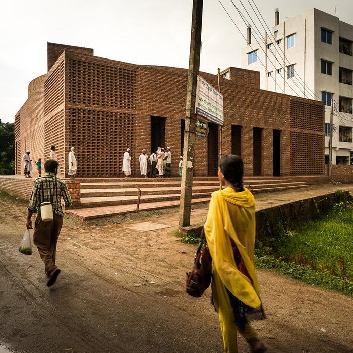 A picture of the Baitur Rauf Mosque, Dhaka