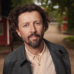 Dan-Pearson-image-Paul-Smith