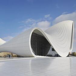 Heydar Aliyev Centre (Zaha Hadid Architects) © Hufton + Crow